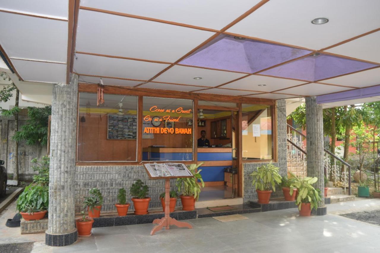 Hotel Vivek ميناء بلير المظهر الخارجي الصورة