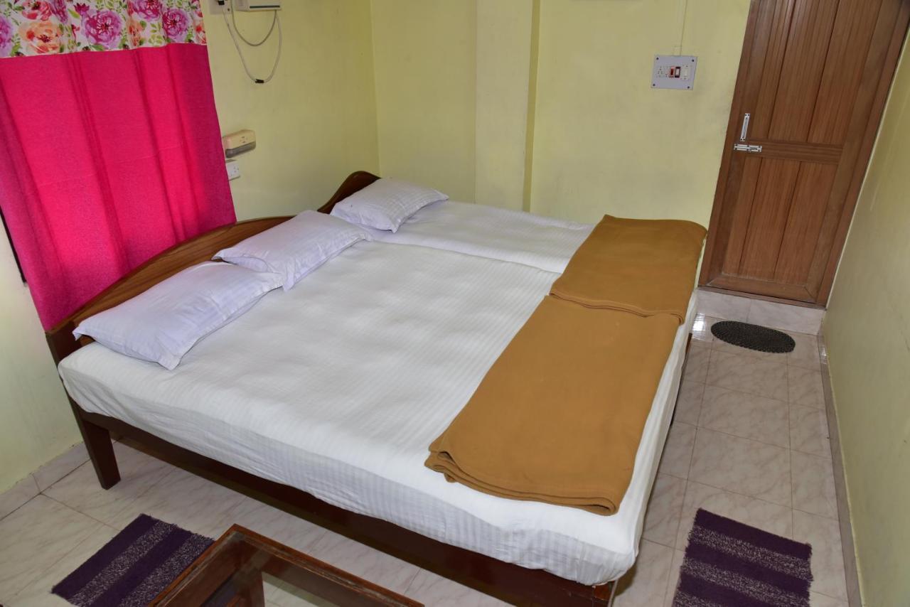 Hotel Vivek ميناء بلير المظهر الخارجي الصورة