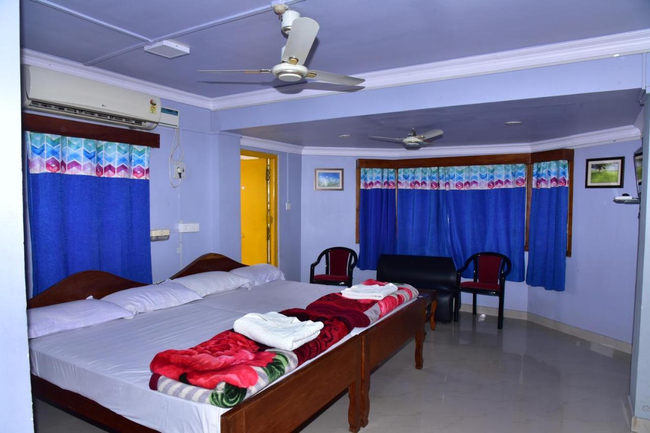 Hotel Vivek ميناء بلير المظهر الخارجي الصورة